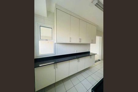 Apartamento à venda com 3 quartos, 107m² em Empresarial 18 do Forte, Barueri