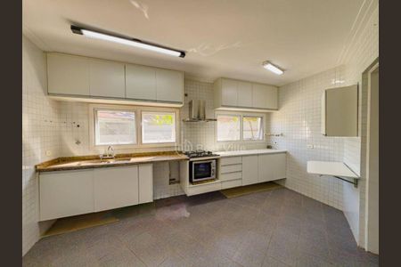 Casa à venda com 350m², 3 quartos e 4 vagas