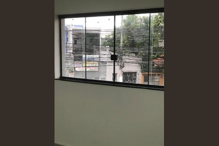 Casa para alugar com 90m², 2 quartos e sem vaga