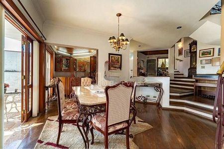 Casa à venda com 4 quartos, 480m² em Alphaville, Santana de Parnaíba