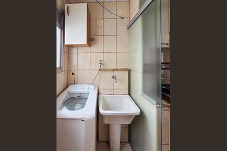 Apartamento para alugar com 68m², 3 quartos e sem vagaÁrea de Serviço