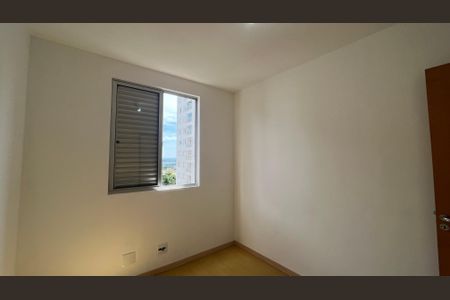 Apartamento para alugar com 80m², 3 quartos e 1 vaga