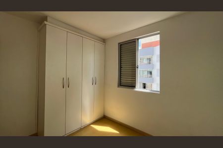 Apartamento para alugar com 80m², 3 quartos e 1 vaga