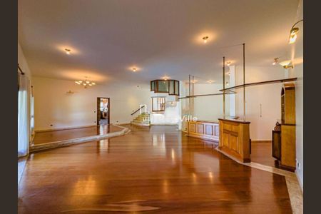 Casa à venda com 4 quartos, 760m² em Residencial Cinco (Alphaville), Santana de Parnaíba