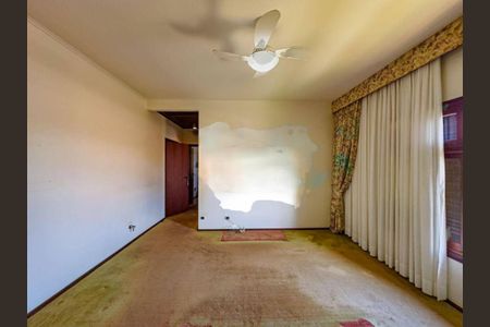 Casa à venda com 4 quartos, 760m² em Residencial Cinco (Alphaville), Santana de Parnaíba