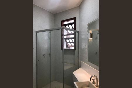 Casa de condomínio à venda com 448m², 4 quartos e 2 vagas