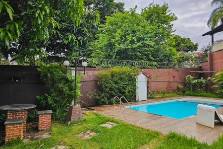 Casa de condomínio à venda com 110m², 3 quartos e 1 vaga Casa de condomínio à venda com 110m², 3 quartos e 1 vagaÁrea comum - Piscina