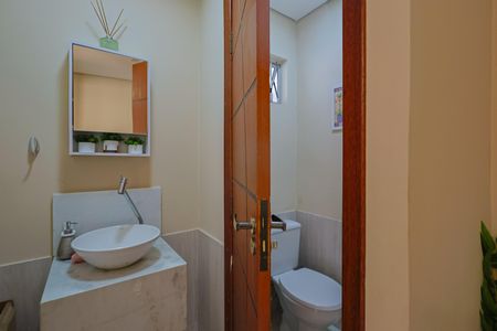 Casa de condomínio à venda com 110m², 3 quartos e 1 vaga Casa de condomínio à venda com 110m², 3 quartos e 1 vagaLavabo