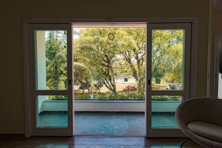 Casa à venda com 263m², 3 quartos e 6 vagas