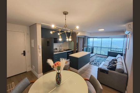 Apartamento à venda com 2 quartos, 65m² em Alphaville Empresarial, Barueri