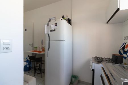 Apartamento à venda com 38m², 2 quartos e sem vaga Apartamento à venda com 38m², 2 quartos e sem vagaCozinha e Área de Serviço