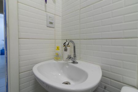 Apartamento à venda com 38m², 2 quartos e sem vaga Apartamento à venda com 38m², 2 quartos e sem vagaBanheiro