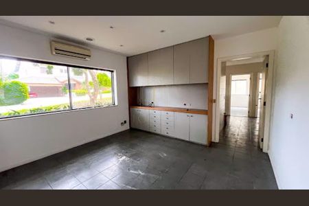 Casa de Condomínio à venda com 4 quartos, 780m² em Alphaville Residencial Dois, Barueri