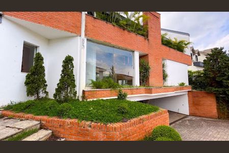 Casa de condomínio à venda com 780m², 4 quartos e 8 vagas