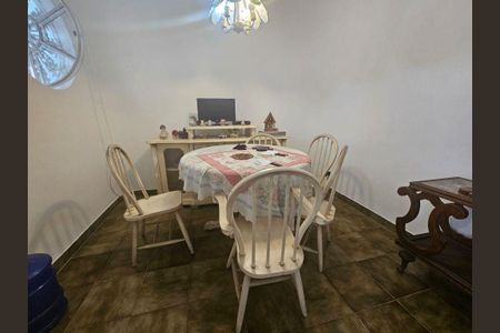 Casa à venda com 3 quartos, 303m² em Vila Sonia, São Paulo