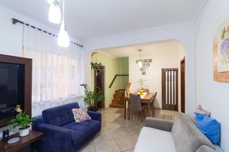 Sala de casa para alugar com 3 quartos, 247m² em Km 18, Osasco