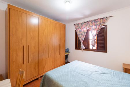 Casa à venda com 247m², 3 quartos e 4 vagasSuíte 2