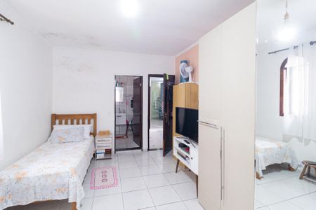 Casa à venda com 247m², 3 quartos e 4 vagasSuíte 1