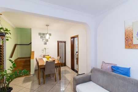 Sala de casa para alugar com 3 quartos, 247m² em Km 18, Osasco