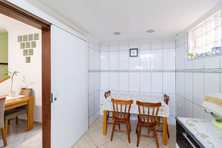 Casa à venda com 247m², 3 quartos e 4 vagasCozinha