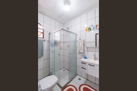 Casa à venda com 247m², 3 quartos e 4 vagasBanheiro da suíte 1