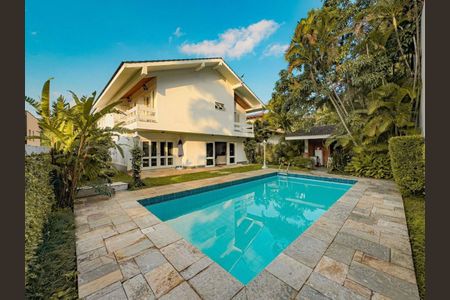 Casa à venda com 600m², 4 quartos e 4 vagas