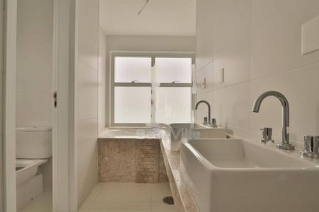 Apartamento à venda com 338m², 4 quartos e 4 vagas