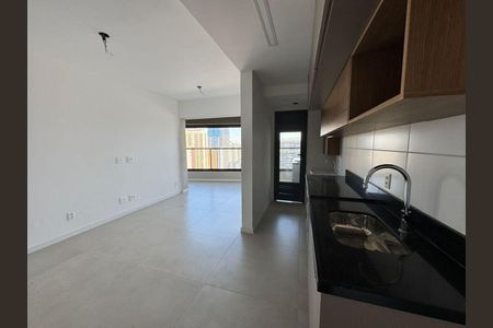 Apartamento para alugar com 2 quartos, 75m² em Alphaville Industrial, Barueri