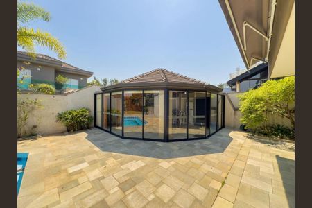 Casa de condomínio à venda com 404m², 4 quartos e 6 vagas