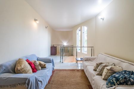 Casa de condomínio à venda com 404m², 4 quartos e 6 vagasQuarto