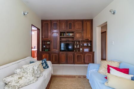 Casa de condomínio à venda com 404m², 4 quartos e 6 vagasQuarto