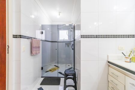 Casa de condomínio à venda com 404m², 4 quartos e 6 vagasBanheiro da Suíte 3