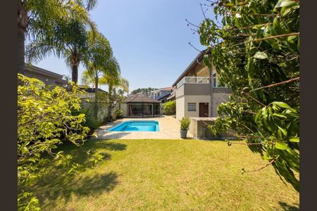 Casa de condomínio à venda com 404m², 4 quartos e 6 vagas