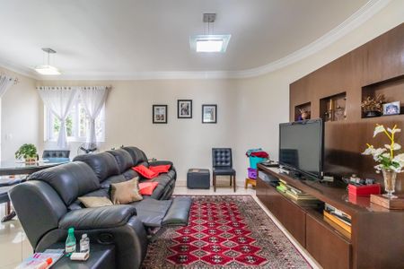 Casa de condomínio à venda com 404m², 4 quartos e 6 vagasSala