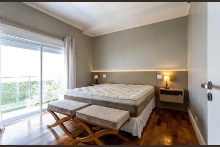 Casa à venda com 6 quartos, 368m² em Colinas da Anhanguera, Santana de Parnaíba