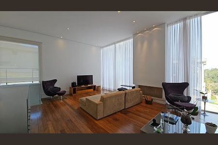 Casa à venda com 4 quartos, 525m² em Residencial Tambore III, Santana de Parnaíba