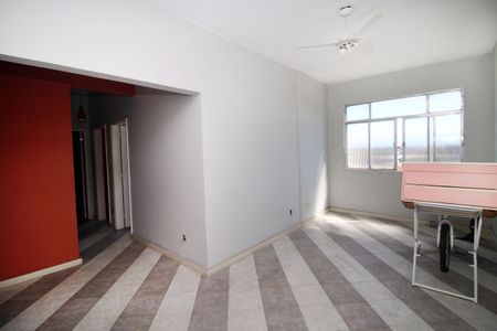 Sala de apartamento à venda com 3 quartos, 70m² em Penha, Rio de Janeiro