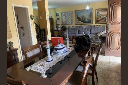 Casa de condomínio à venda com 381m², 4 quartos e 3 vagas