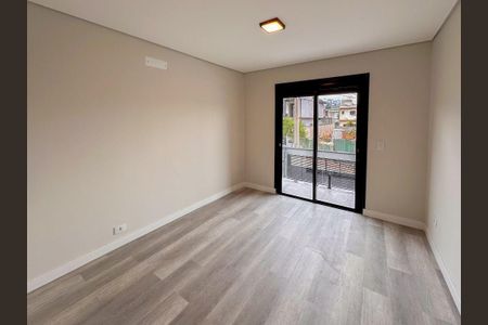 Casa de condomínio à venda com 131m², 3 quartos e 2 vagas