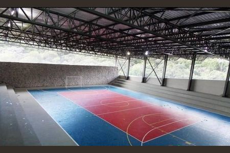 Casa à venda com 308m², 3 quartos e 4 vagas