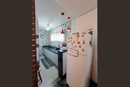 Casa à venda com 160m², 2 quartos e 2 vagasCOZINHA