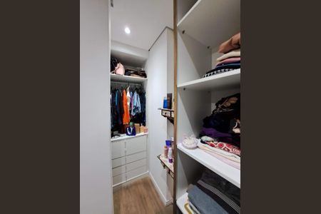 Casa à venda com 160m², 2 quartos e 2 vagasCLOSET
