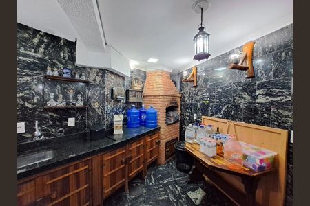 Casa à venda com 160m², 2 quartos e 2 vagasCHURRASQUEIRA