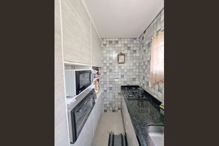 Casa à venda com 160m², 2 quartos e 2 vagasCOZINHA