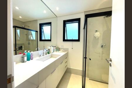 Casa de condomínio à venda com 548m², 5 quartos e 6 vagas