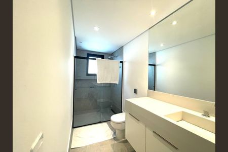 Casa de condomínio à venda com 548m², 5 quartos e 6 vagas