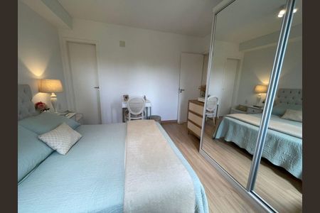 Apartamento à venda com 2 quartos, 60m² em Jardim Tupanci, Barueri