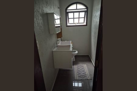 Casa à venda com 159m², 3 quartos e 4 vagasBanheiro