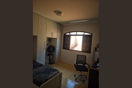 Casa à venda com 159m², 3 quartos e 4 vagasQuarto