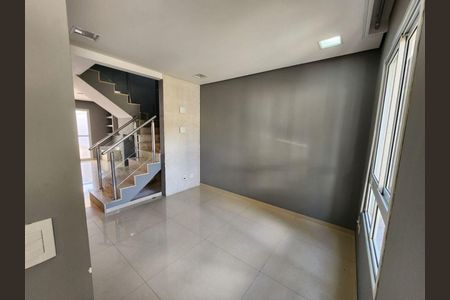 Casa à venda com 3 quartos, 168m² em Tamboré, Santana de Parnaíba